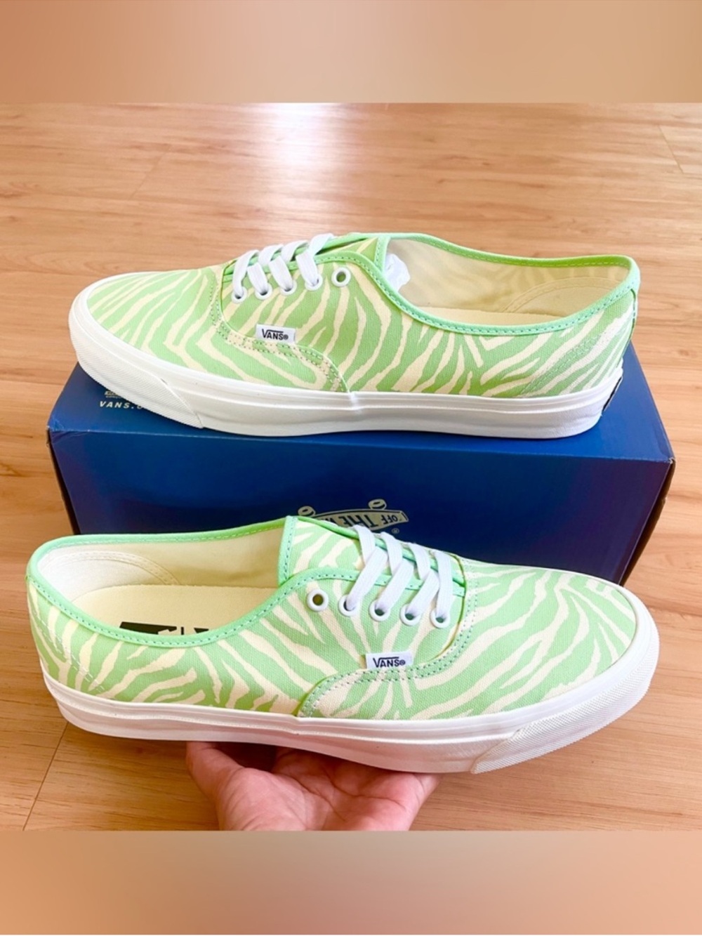 Vans Premium Authentic Shoe Women 8.5 US - Picture 5 of 13